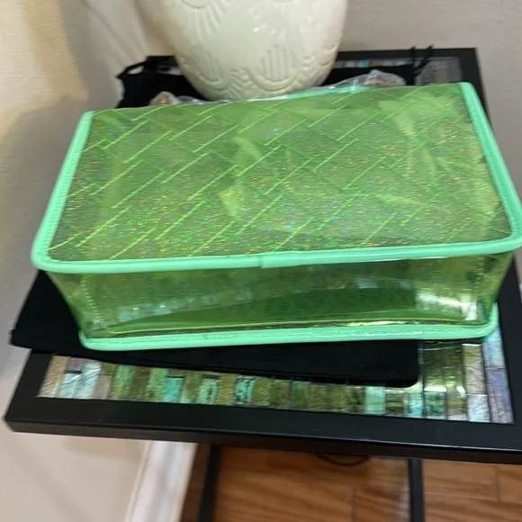 Kurt Geiger London
Kensington Large Vinyl Shoulder Bag - Picture 5 of 16